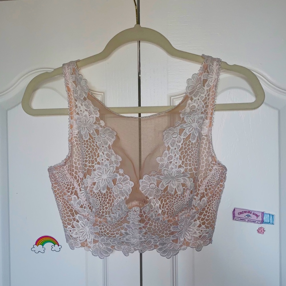 Victoria’s Secret Floral Lace Bustier 🧸